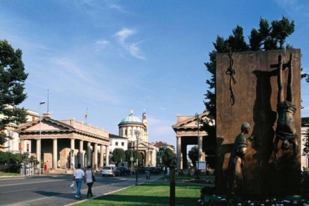Entire Flat, Independent Entrance, 20 Mins To Bgy - Bergamo Milan Airport Nembro Exterior foto