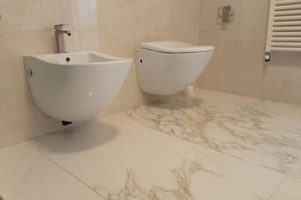Entire Flat, Independent Entrance, 20 Mins To Bgy - Bergamo Milan Airport Nembro Exterior foto