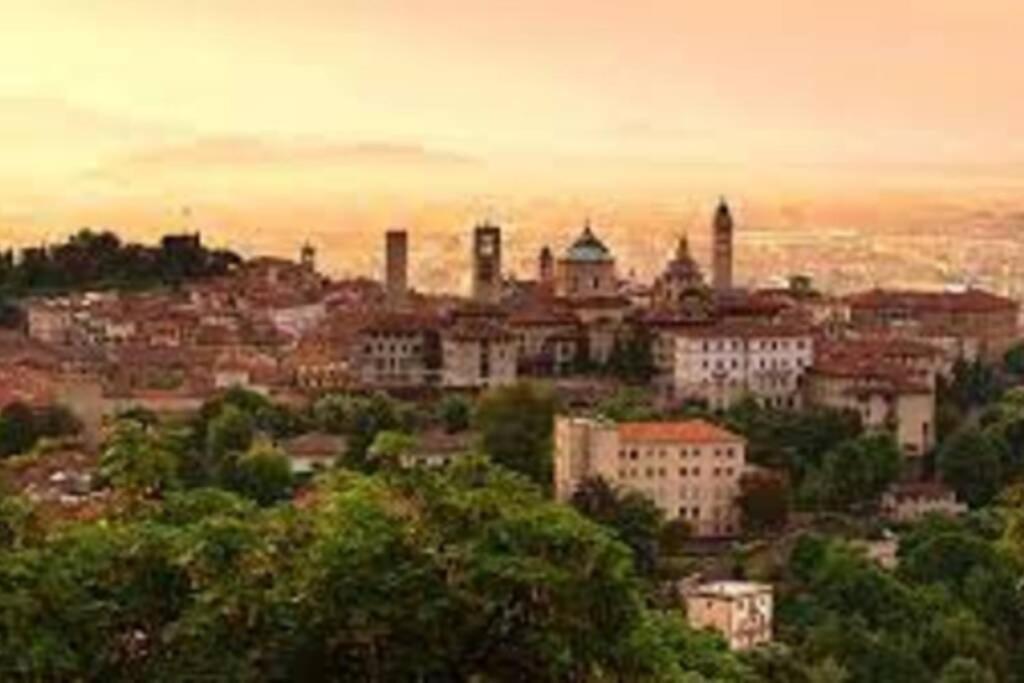 Entire Flat, Independent Entrance, 20 Mins To Bgy - Bergamo Milan Airport Nembro Exterior foto